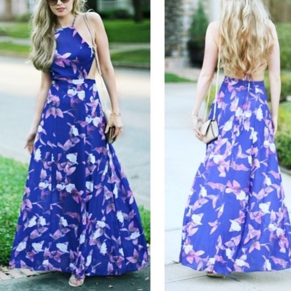 FAME AND PARTNERS Floral Printed Halter Maxi Dress - Picture 1 of 7